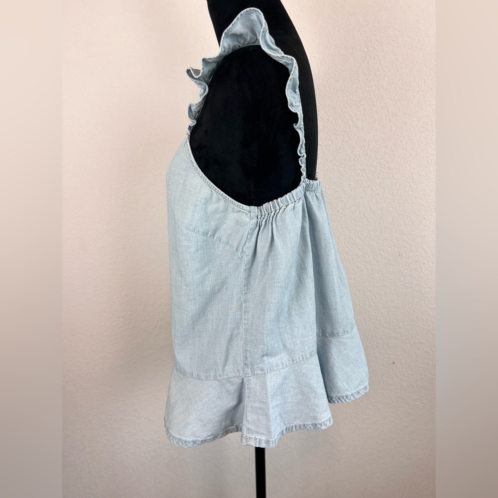 Madewell Ruffle Chambray light blue tank top size L - Picture 2 of 8